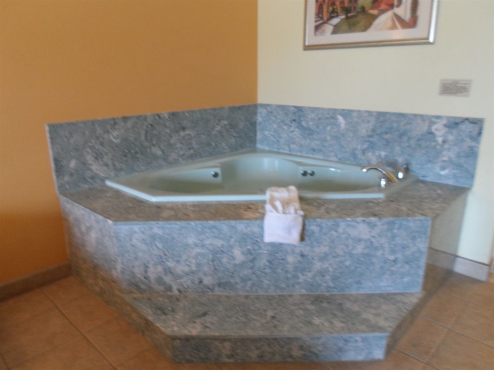 Quality Inn Браунсвил Екстериор снимка